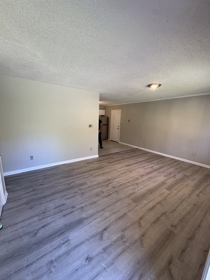 607 Marvin Cir - Photo 4 of 4
