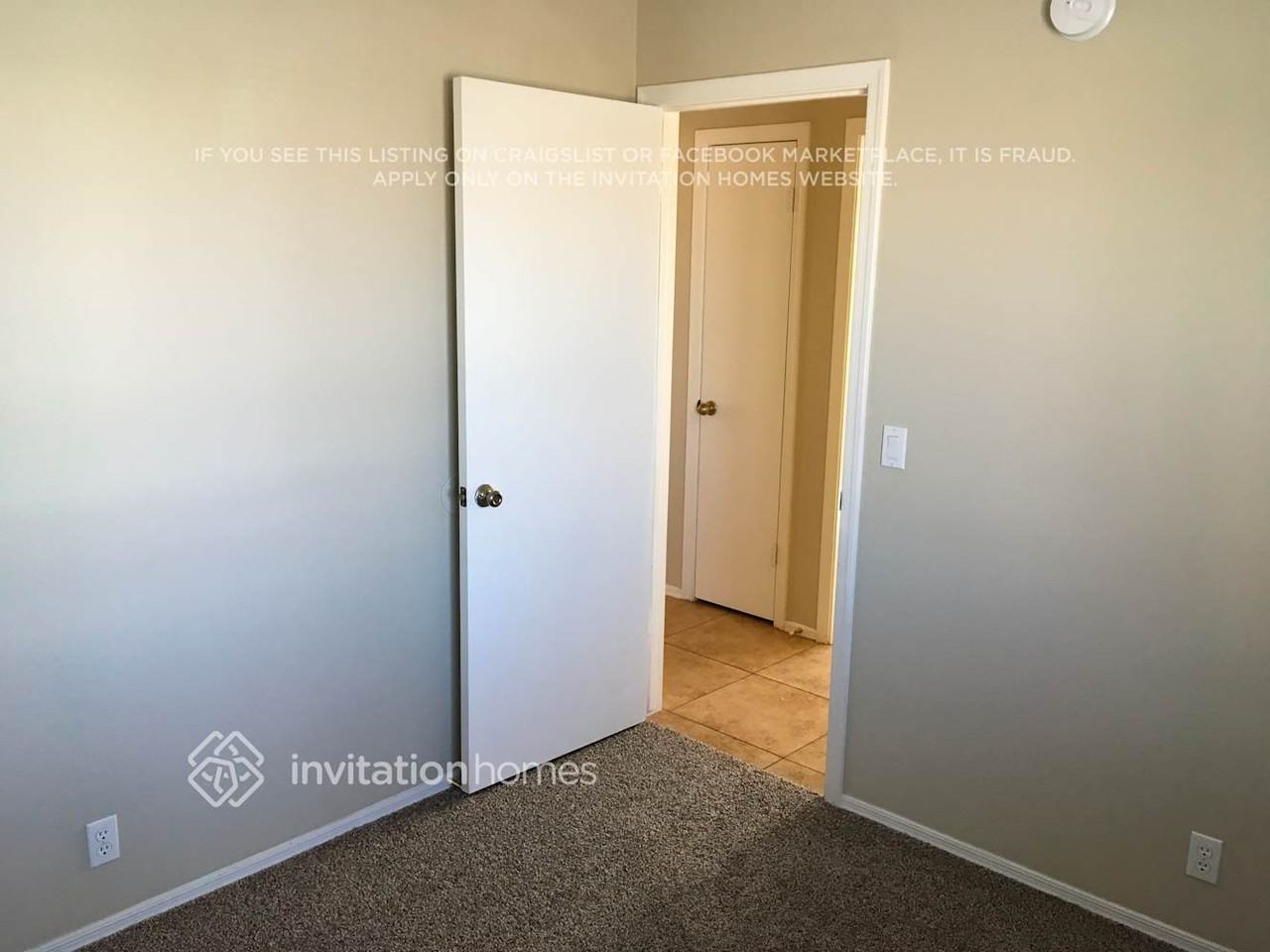 15717 W Lundberg St - Photo 4 of 11