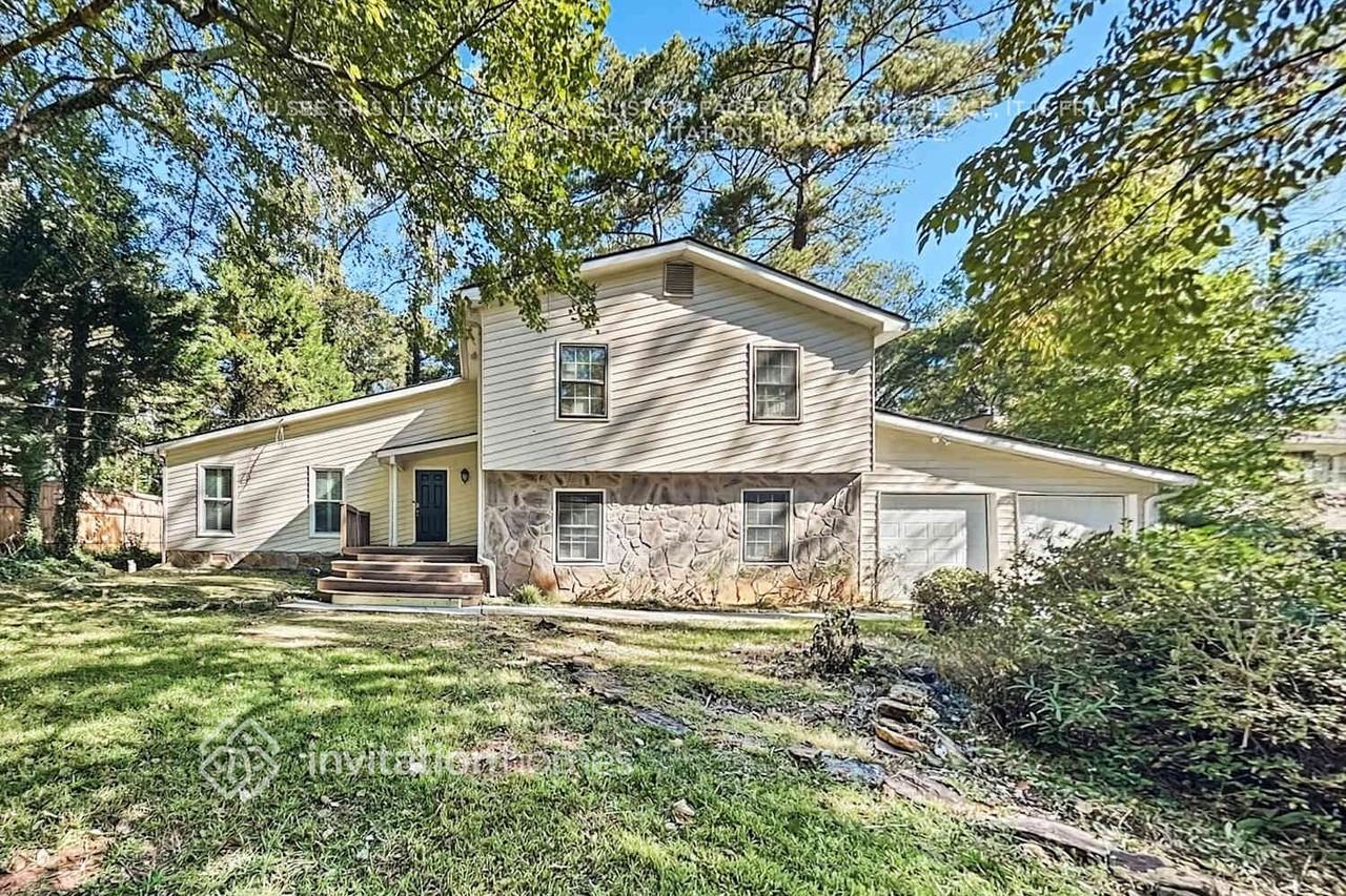 1386 Larkview Dr Sw