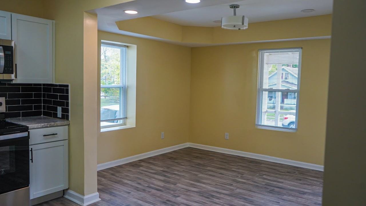 2030 Denune Ave - Photo 6 of 17