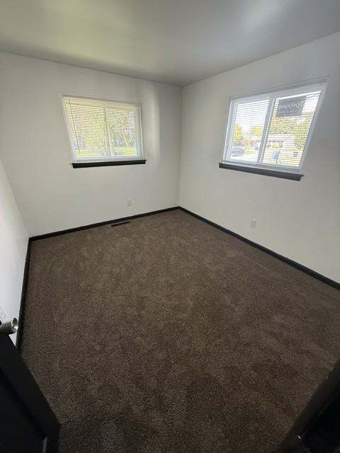 2478 Edsel Ave - Photo 7 of 11