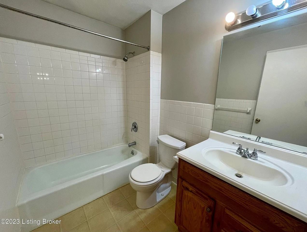 4506 Landside Dr #11 - Photo 3 of 4