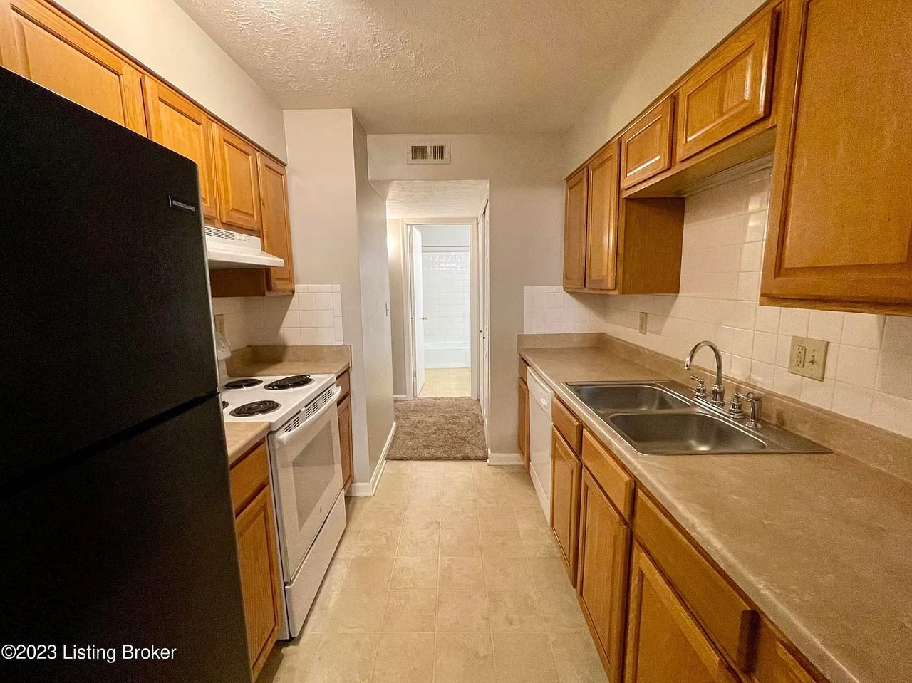 4506 Landside Dr #11 - Photo 4 of 4