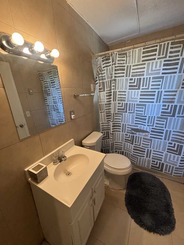 307 N Marshall Ave #8 - Photo 5 of 5