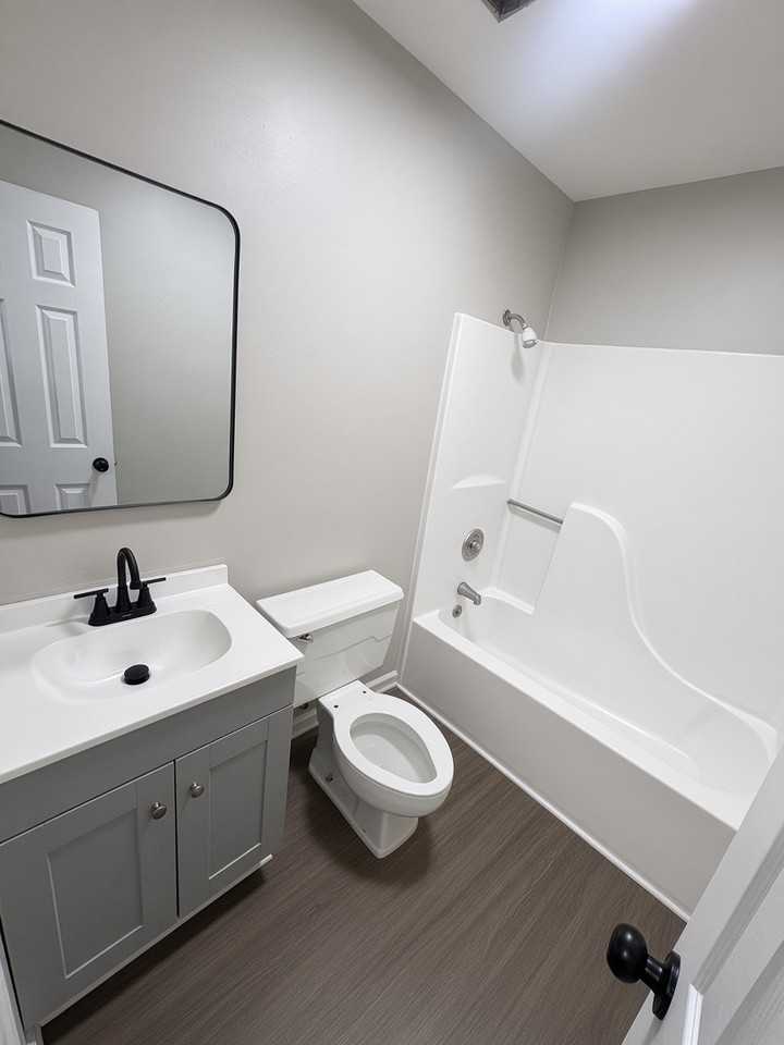 611 Marvin Cir - Photo 5 of 8