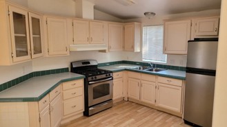 728 W Buist Ave - Photo 1 of 1