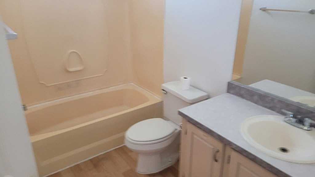 728 W Buist Ave - Photo 4 of 11