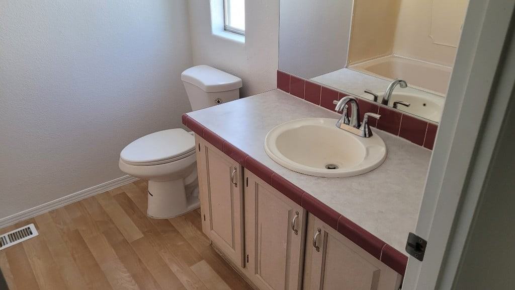 728 W Buist Ave - Photo 5 of 11