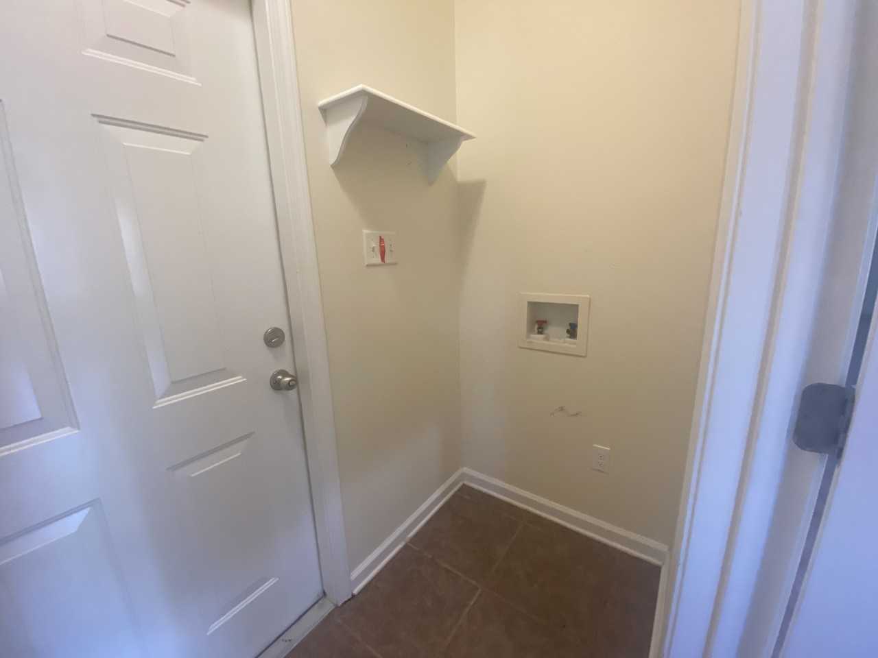 194 Small Oaks Rd #1 - Photo 6 of 20