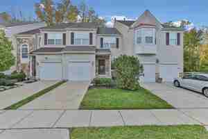 featured image of 132 Rittenhouse Dr #1