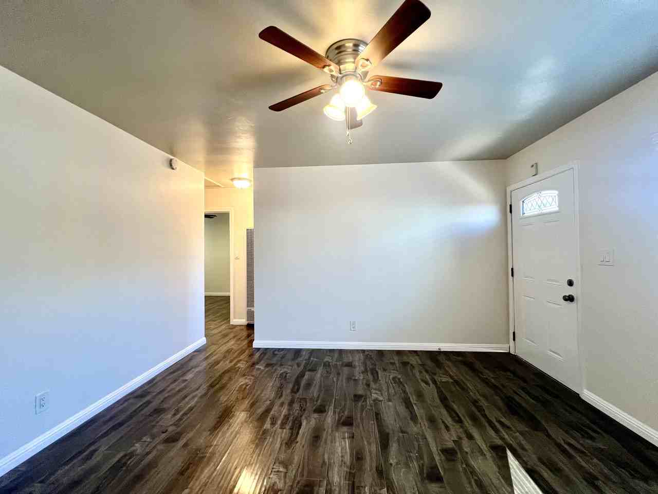 443 41st St #1 - Photo 5 of 26