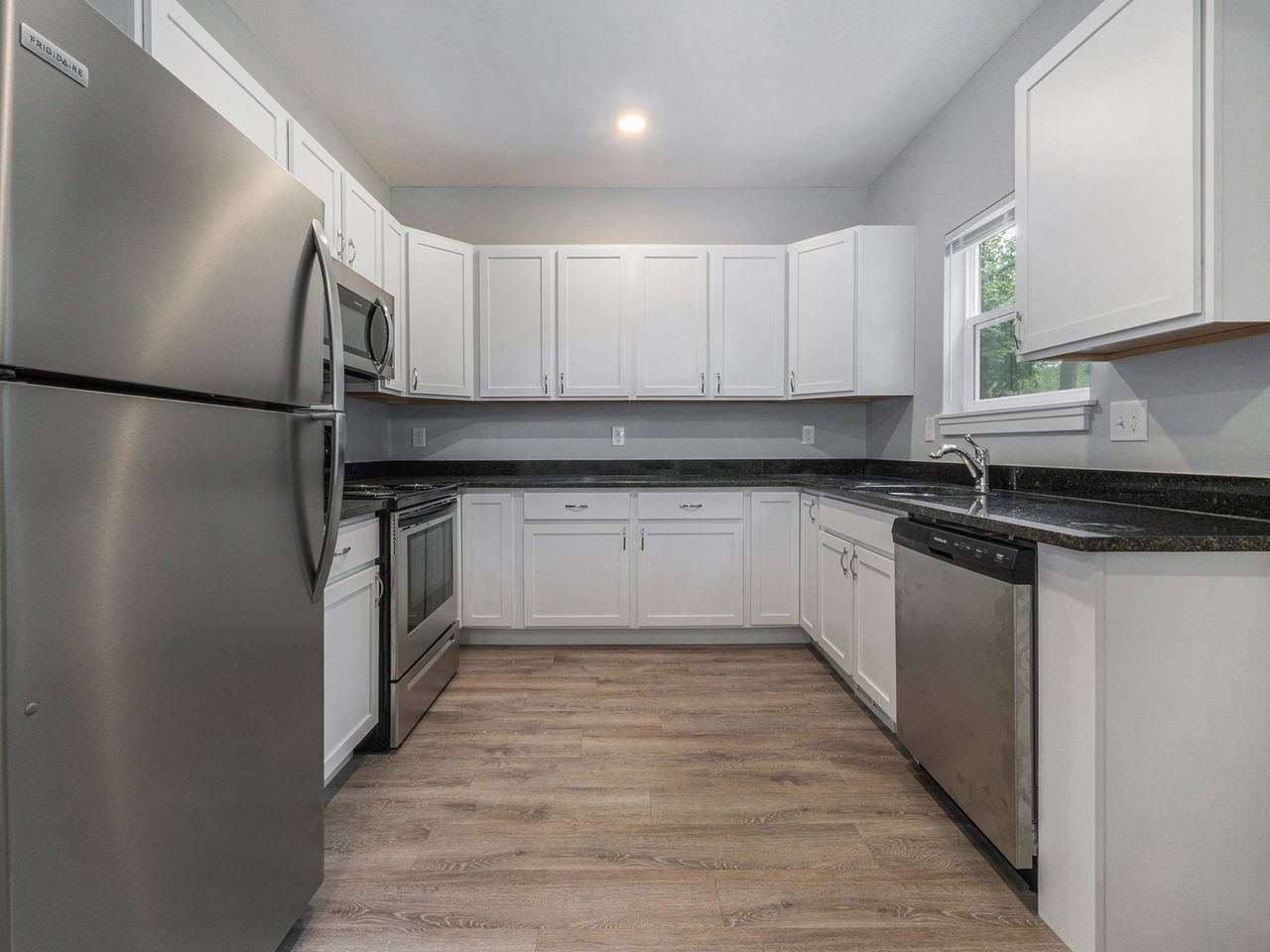 1307 S State St #1 - Photo 5 of 21