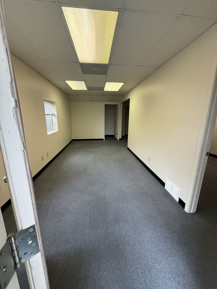 101 S Sterling Ter #101OFFICE - Photo 4 of 11