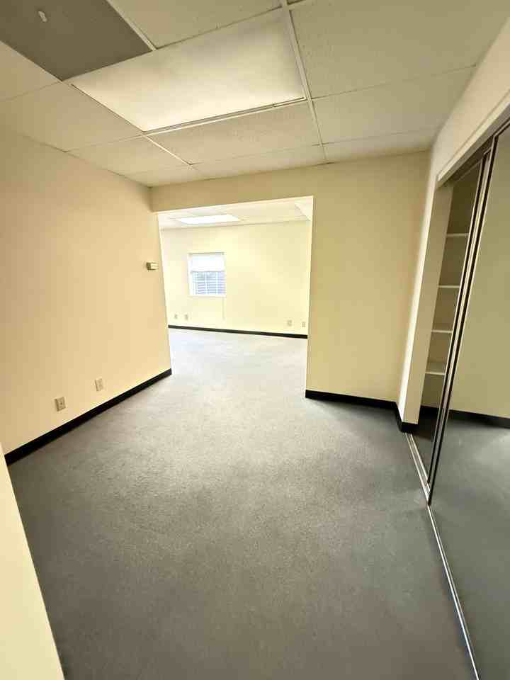 101 S Sterling Ter #101OFFICE - Photo 7 of 11