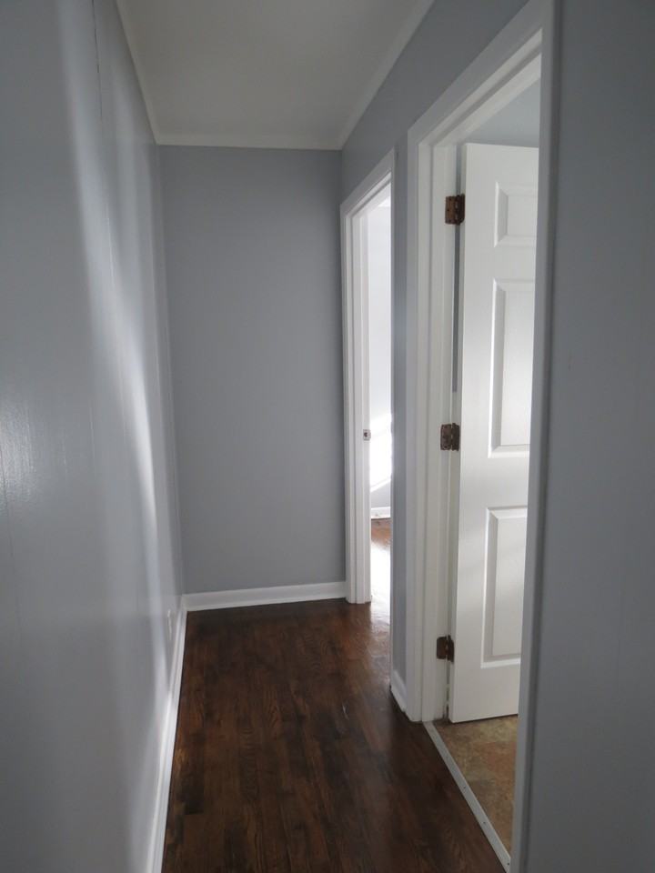 302 Pennsylvania AveUnit B #1 - Photo 5 of 8