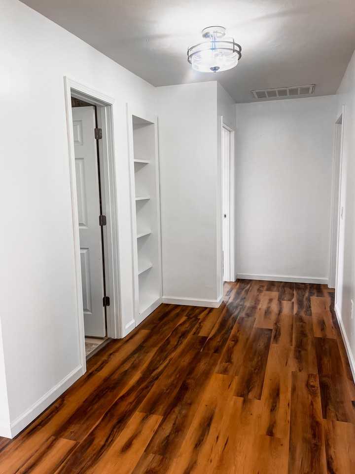 310 N Missouri Ave #1 - Photo 5 of 17