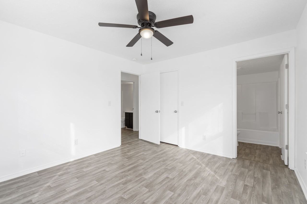 731 Brett Cir #731 - Photo 2 of 19