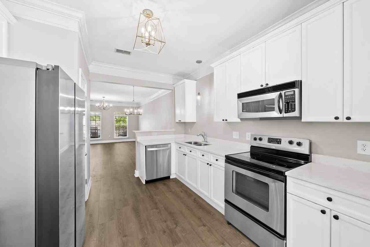 908 Loxley Dr #1 - Photo 7 of 42