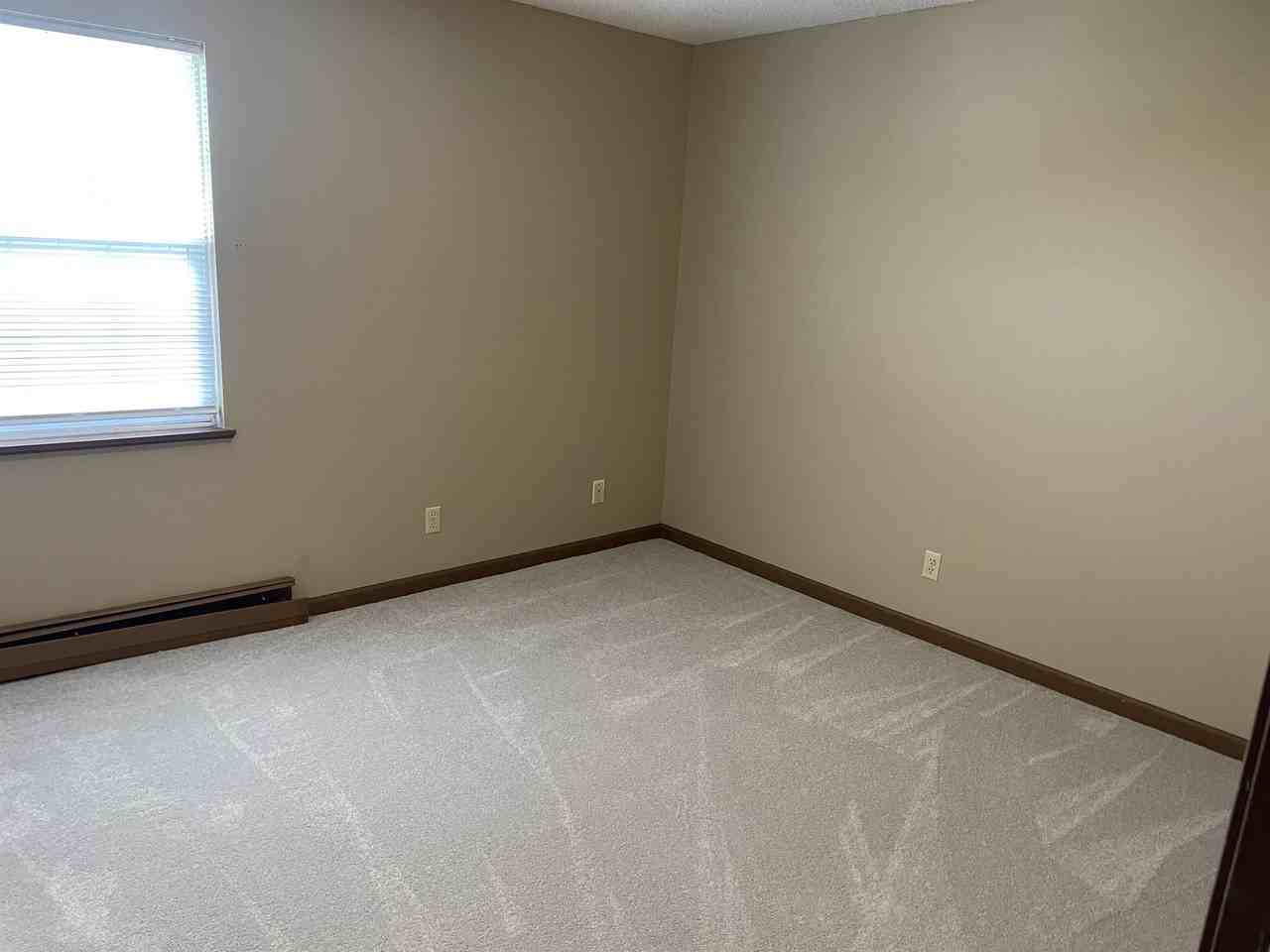 348 Oxford Ct #3 - Photo 2 of 6