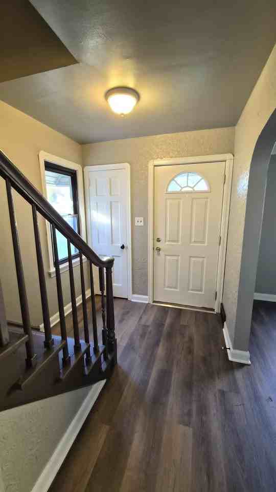 233 Curry Pl #1 - Photo 3 of 17