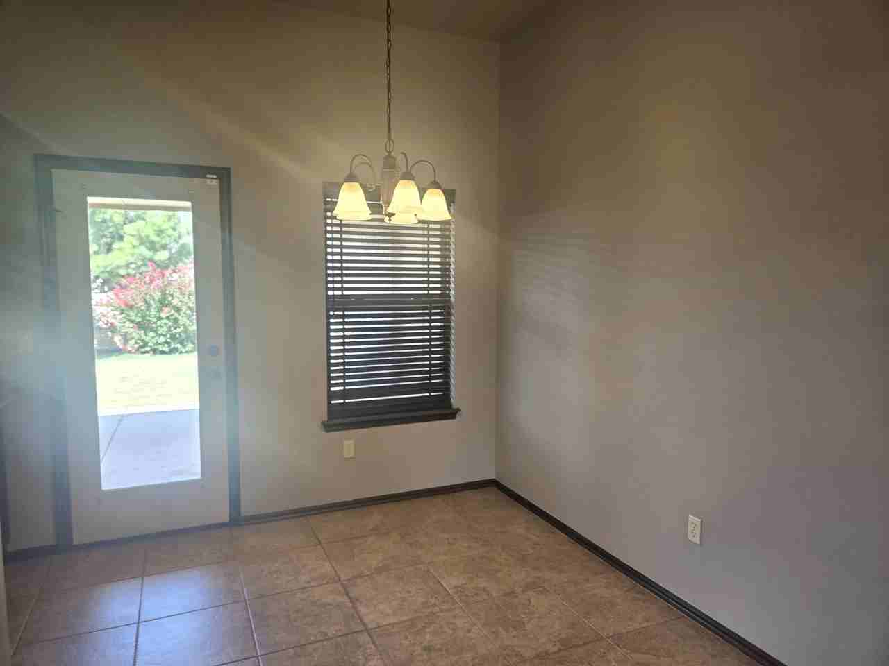 3217 Tenkiller Ct #1 - Photo 5 of 25