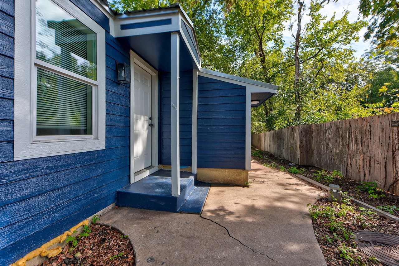1815 1/2 Oklahoma Ave #1 - Photo 2 of 23