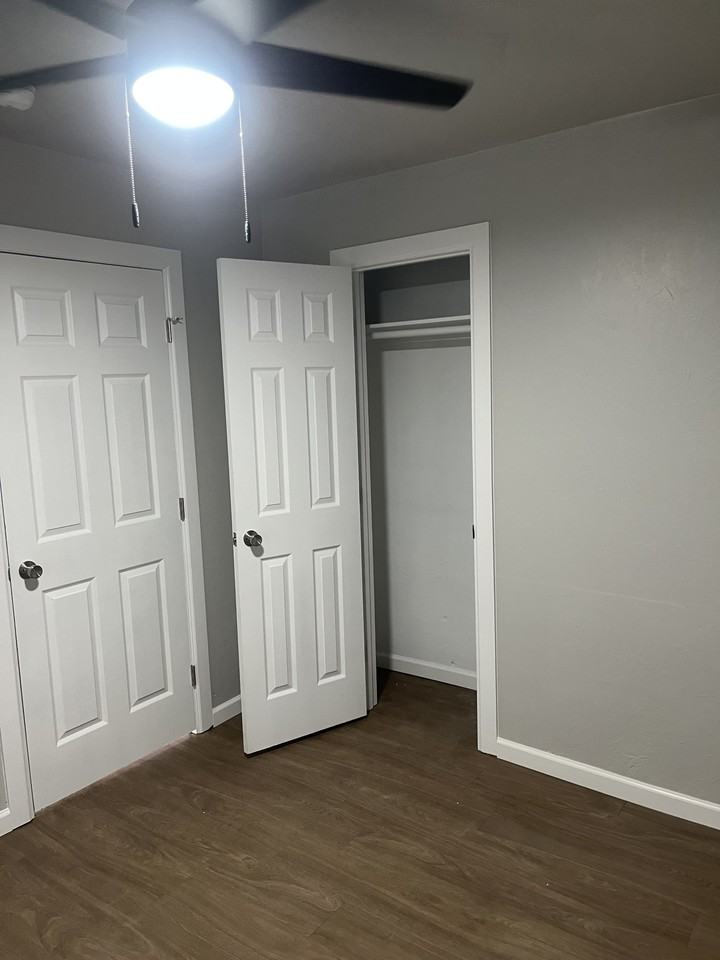 1211 E Margaret St #1 - Photo 6 of 10