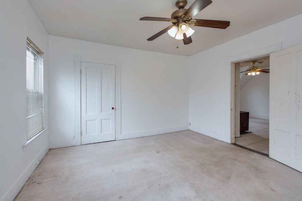 182 Grove St Apt 3 #182-3 - Photo 5 of 10