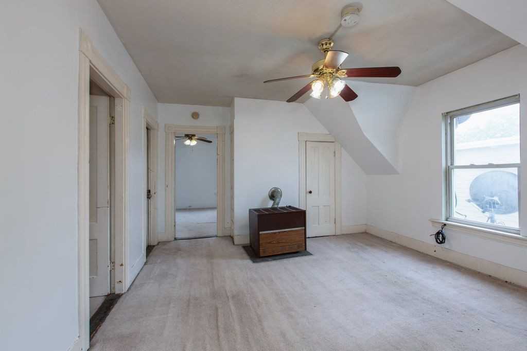182 Grove St Apt 3 #182-3 - Photo 6 of 10