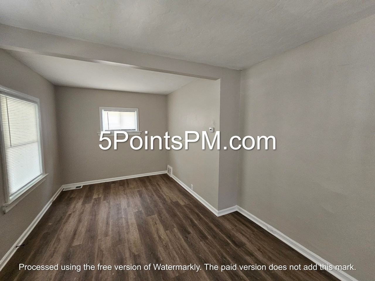 4019 E 143rd St #1 - Photo 7 of 13
