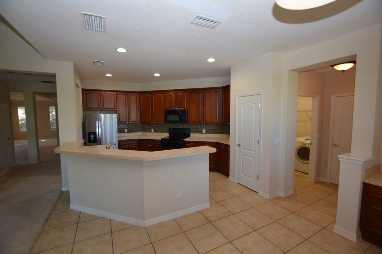 6832 Duncaster St #1 - Photo 3 of 35
