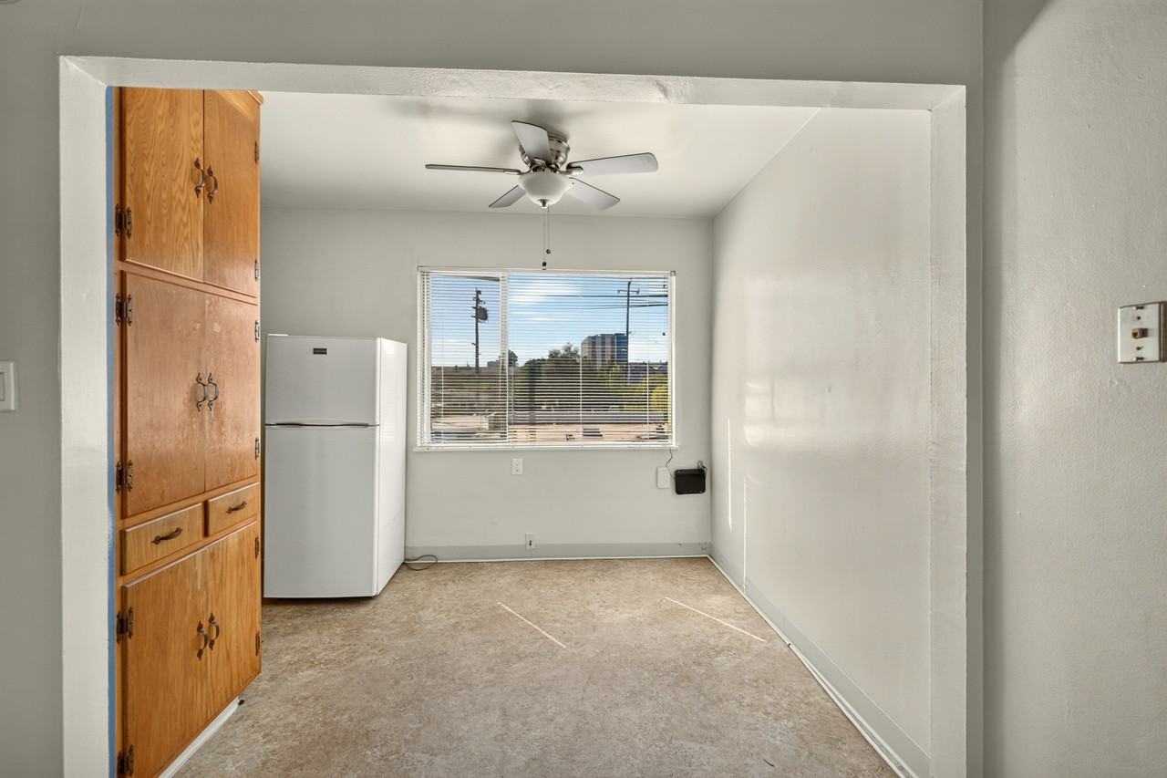 237 41st Street - 4/1st #4-1st - Photo 6 of 10