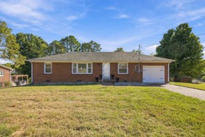 featured image of 103 Oak Dr #1