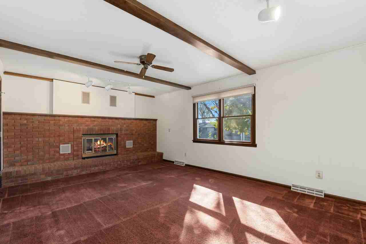 7404 Queen Cir #1 - Photo 6 of 36