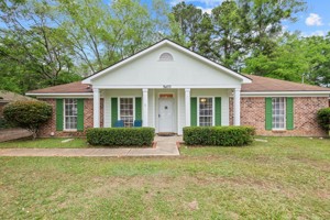 featured image of 9470 Oak Forrest Dr #1