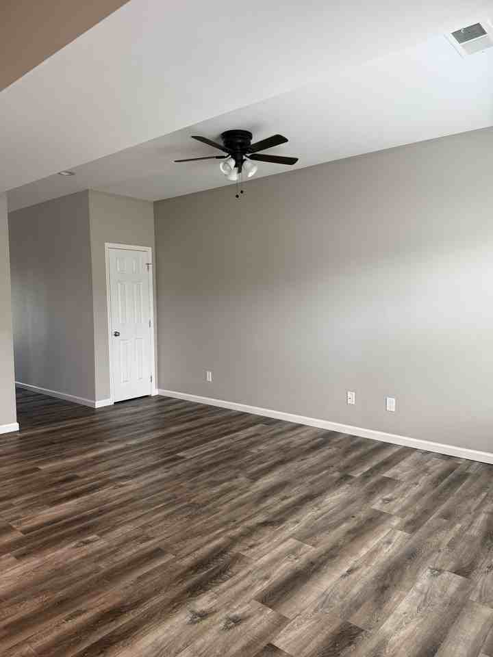 233 Pinehurst Way #233 - Photo 7 of 10