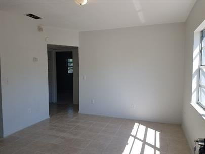 1222 Dewey Ave #10 - Photo 4 of 18