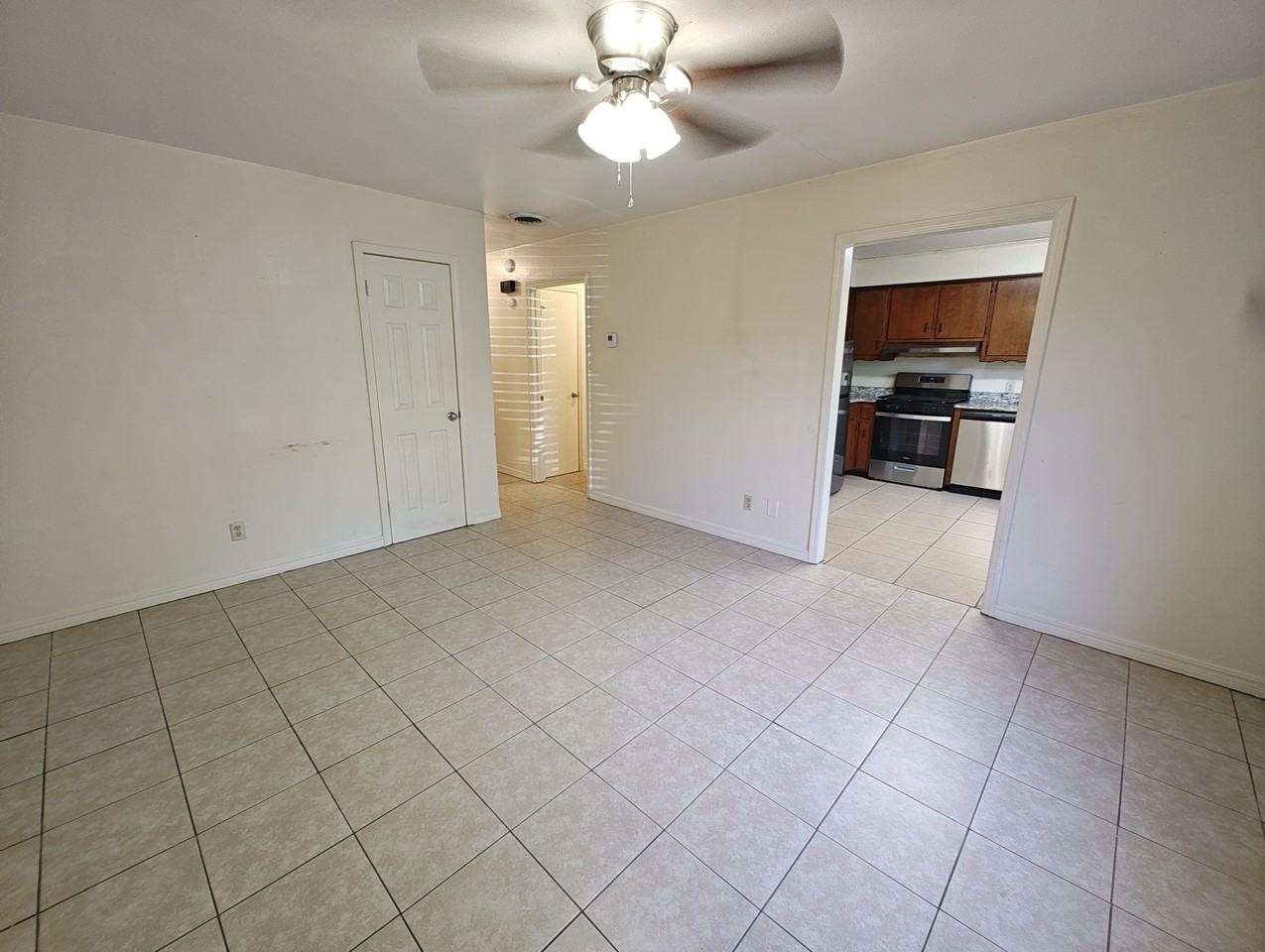 1307 Parker Rd #1307 - Photo 2 of 19
