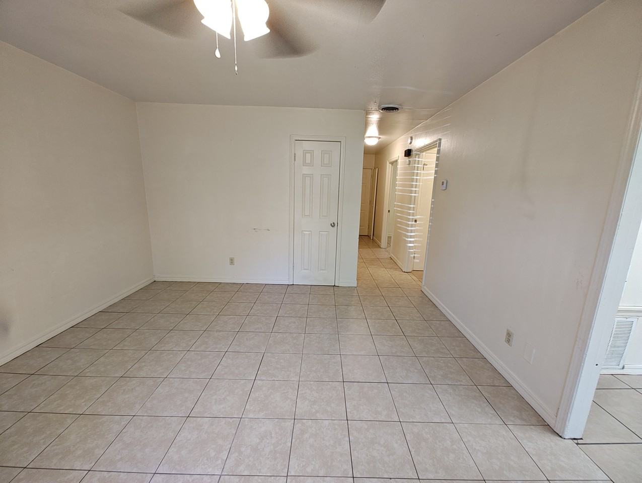 1307 Parker Rd #1307 - Photo 3 of 19