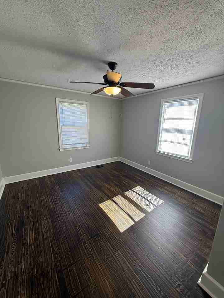 167 Central Dr #1 - Photo 5 of 9