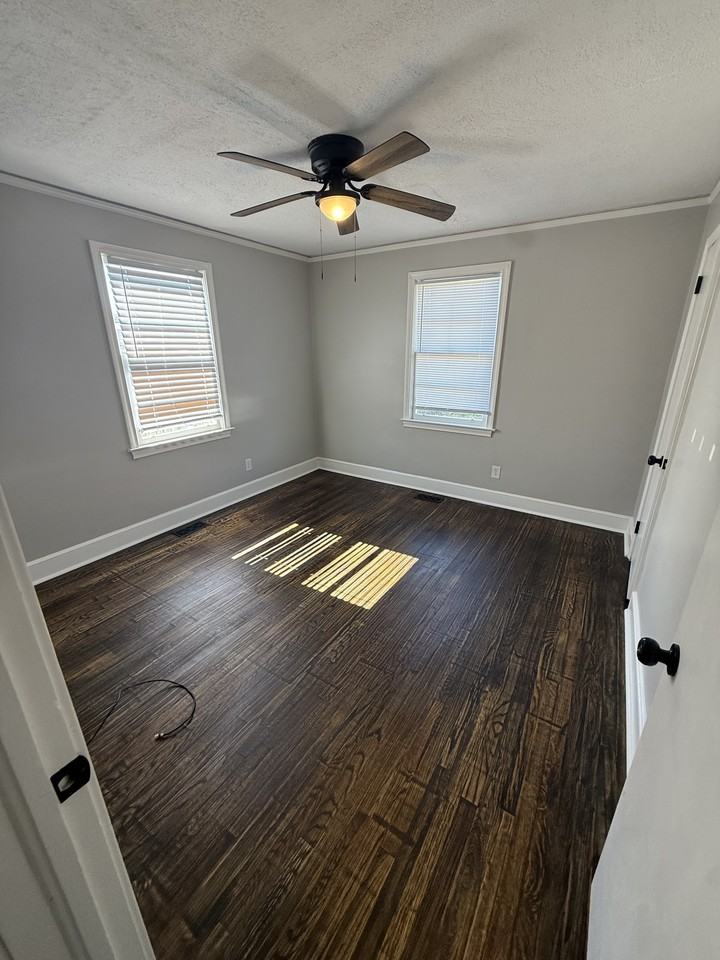 167 Central Dr #1 - Photo 6 of 9