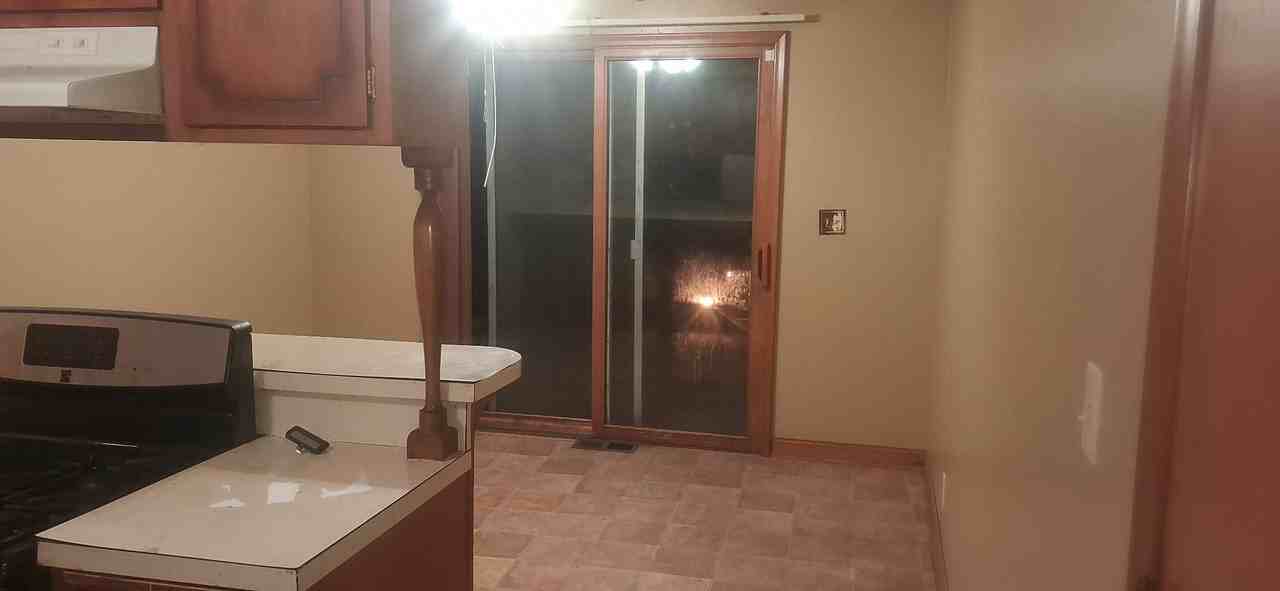 2201- 2203 Pendleton Pkwy - 2201 #2201 - Photo 7 of 8