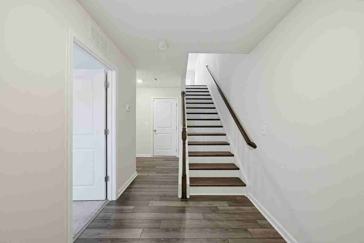 102 Maple Grove Ln #1 - Photo 4 of 42