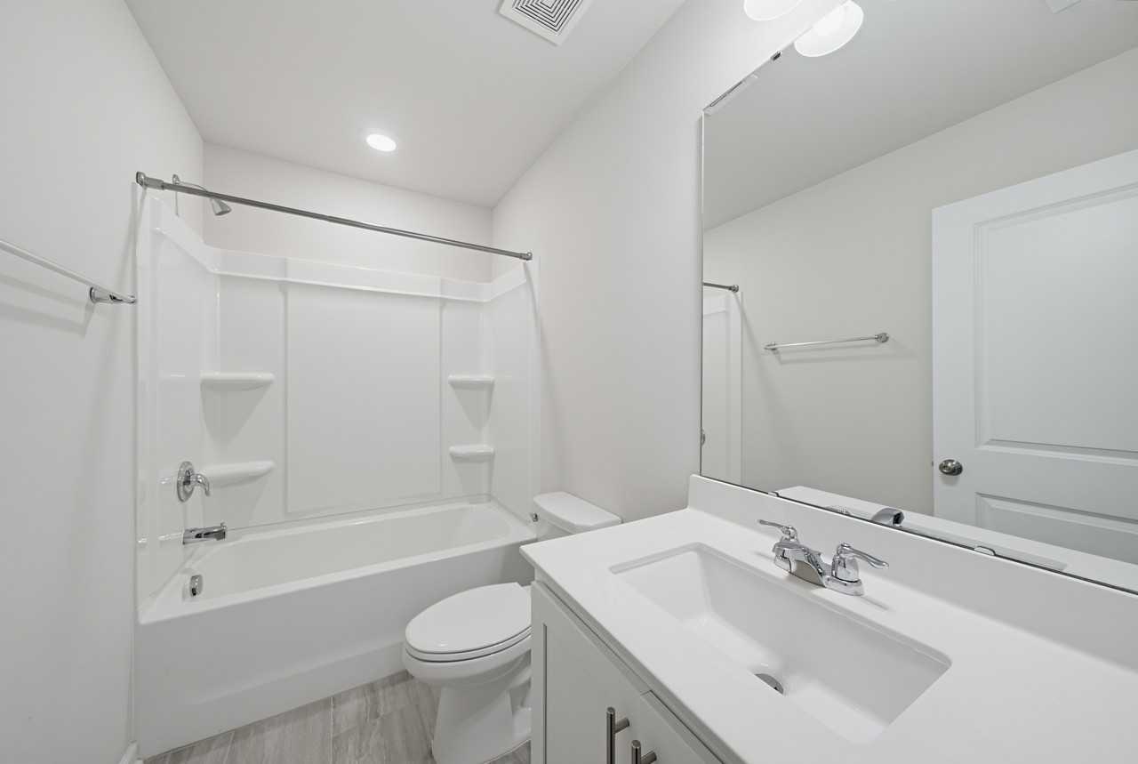102 Maple Grove Ln #1 - Photo 6 of 42