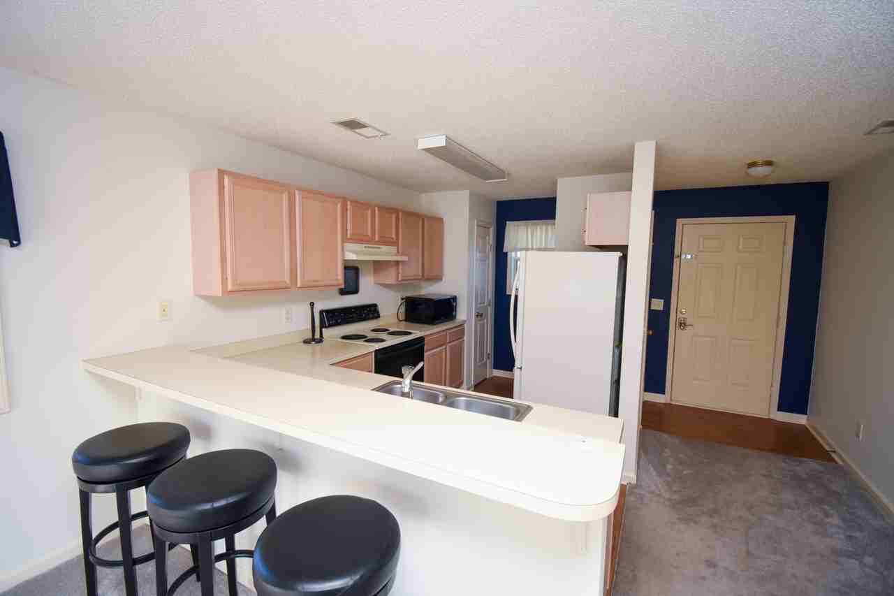 1230 White Tree Ln #N - Photo 2 of 37