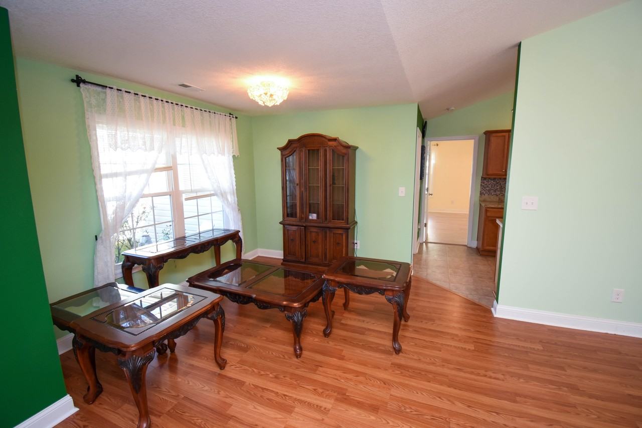 408 Oakham Dr #1 - Photo 4 of 37