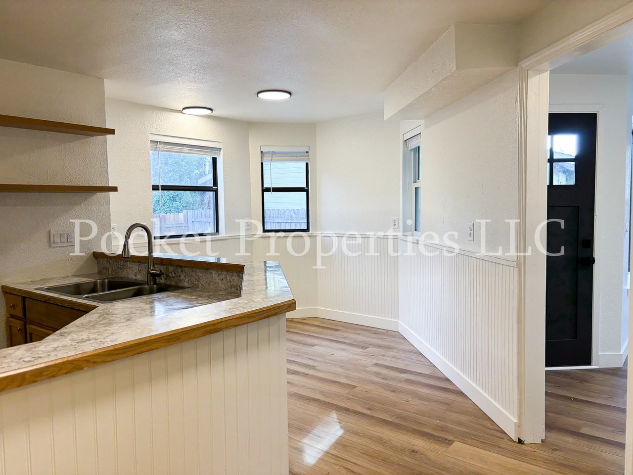 7086 W Belhaven Dr #1 - Photo 4 of 24