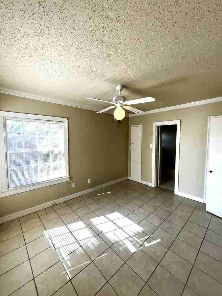 2505 22nd St Rear #REAR - Photo 6 of 21