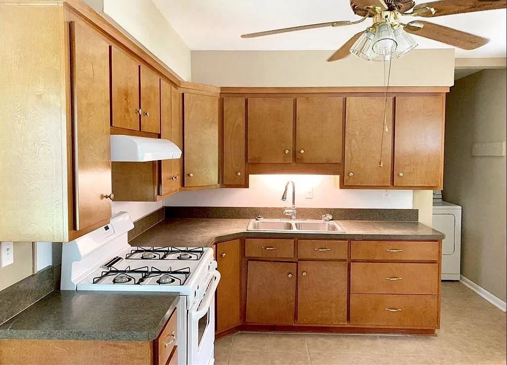 4972 Schillinger Rd S #1 - Photo 4 of 17