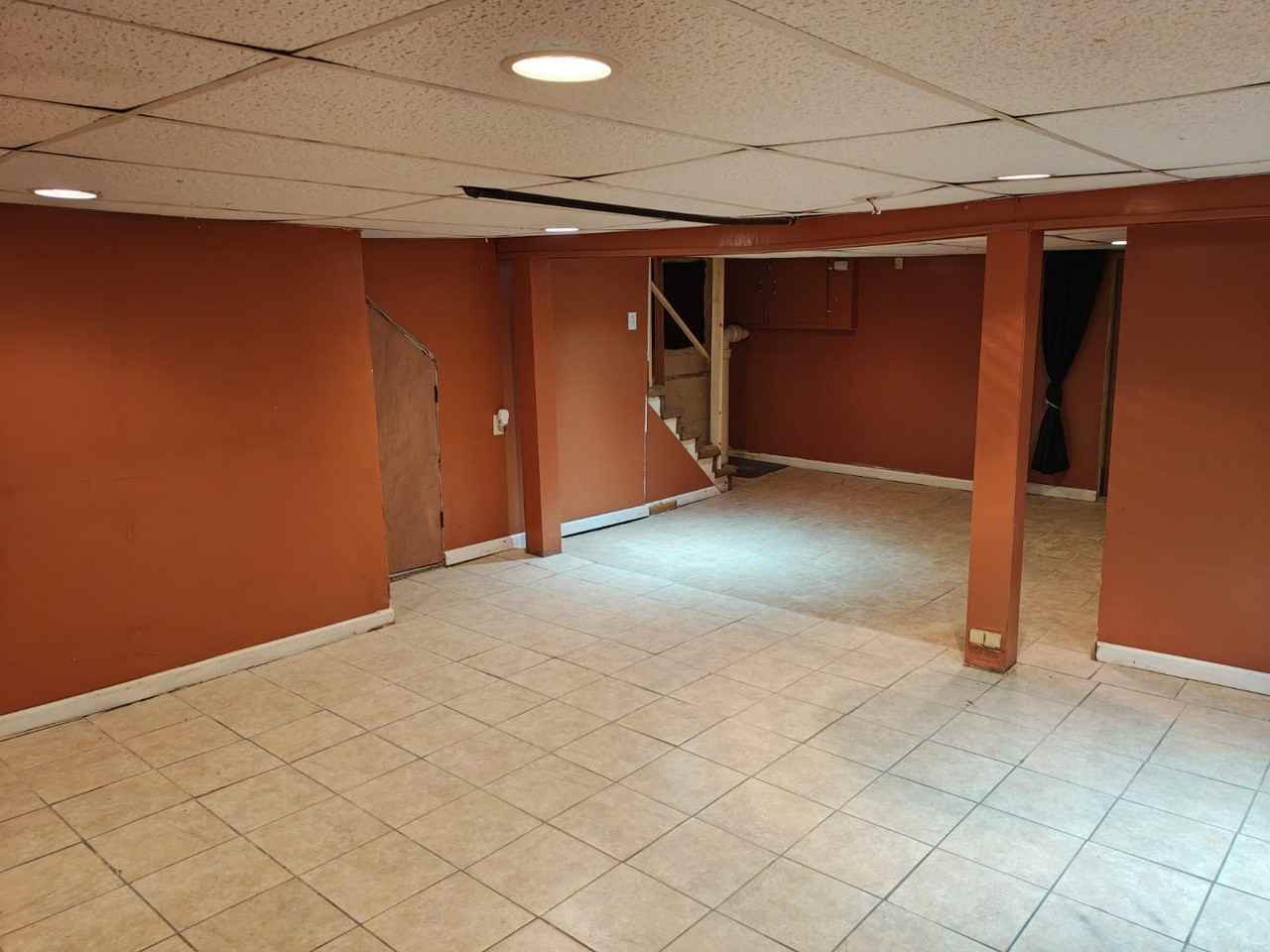 645 Saint George Ave #B - Photo 2 of 14
